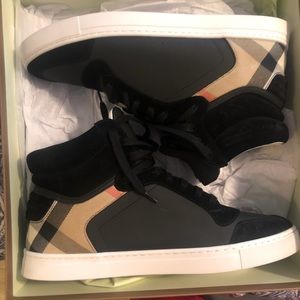 Burberry shoes